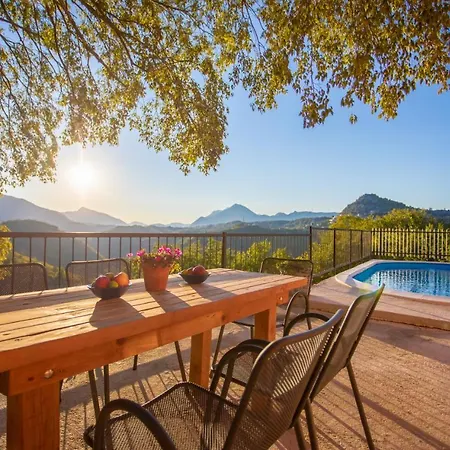 Dalmatian Peak Villa Slime
